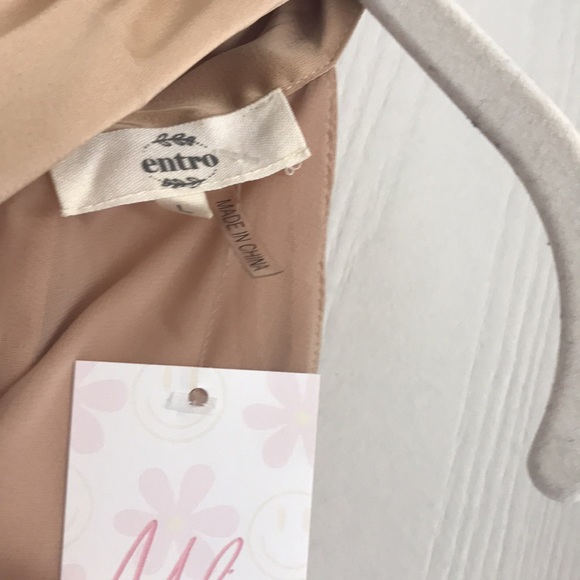 NWT Shiny cocktail top - Picture 3 of 3